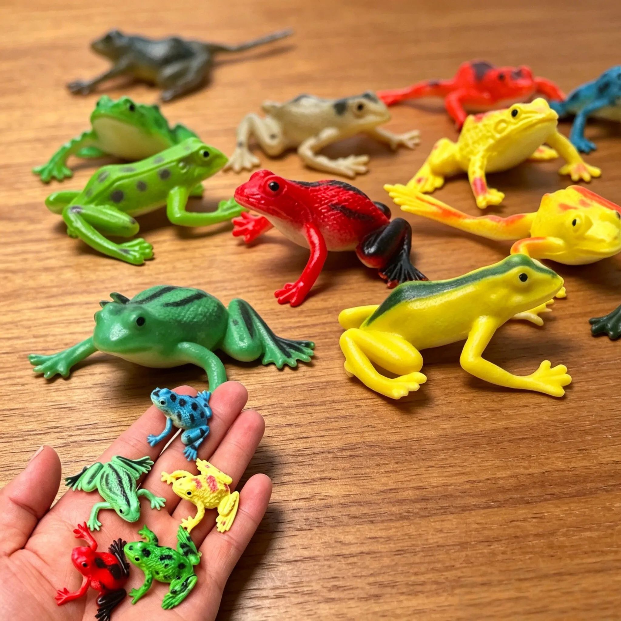 Science And Hobby - 12 Stück realistische Froschstatuen, wissenschaftliches Spielzeug