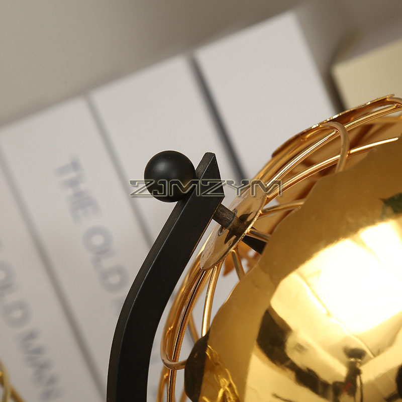 Ausgehöhlte Metallkugel, Ornam – Solar System Orrery Bewertung und Preis